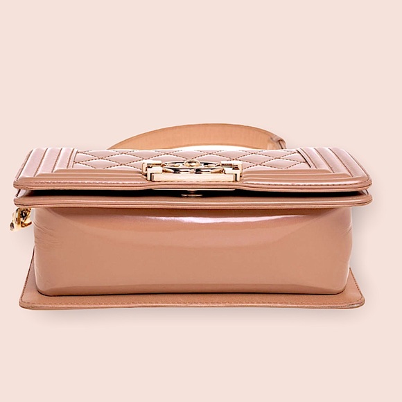 Chanel Metallic Beige Quilted Patent Leather Boy Flap Bag❗️ - Picture 10 of 12
